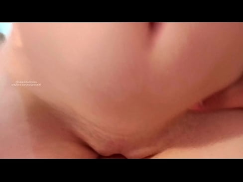 ❤️ Spavao u sestrinoj sobi i tako sam se probudio ️❌ Samo porno kod nas ️❤