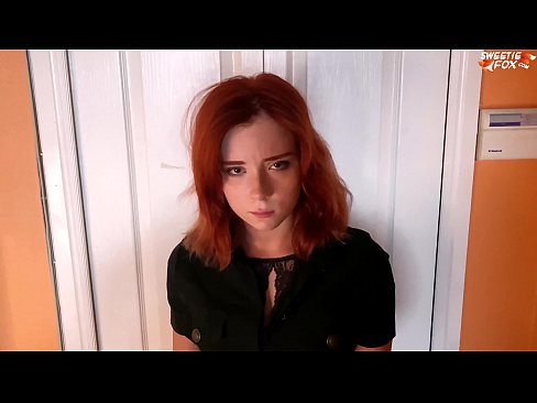 ❤️ Zaštitar kaznio zgodnu ženu zbog krađe - sperma u usta ️❌ Samo porno kod nas ️❤